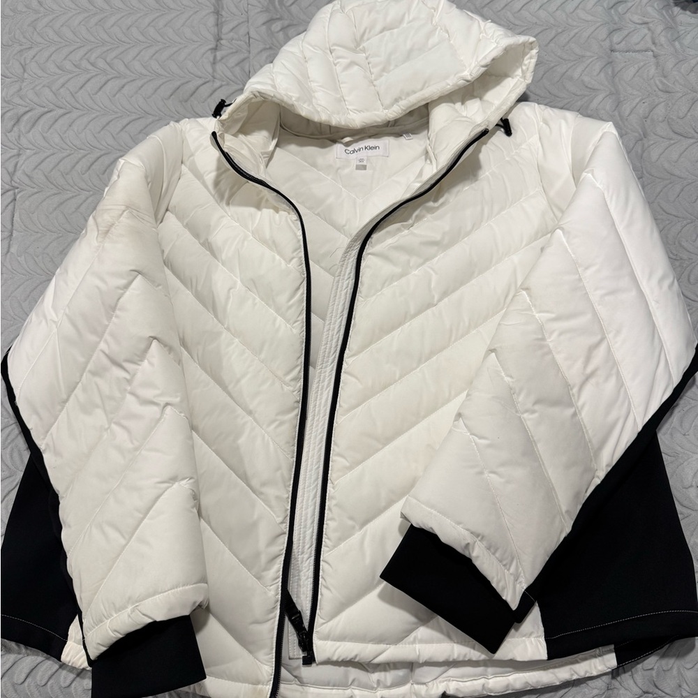 Plus size Calvin Klein White Puffer Jacket with Black Trim